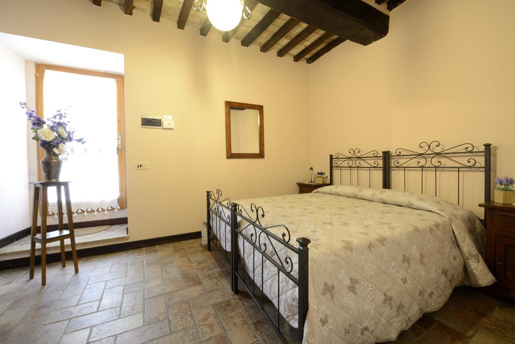 Penzion Le Querce Di Assisi Piano Delle Pieve Exteriér fotografie